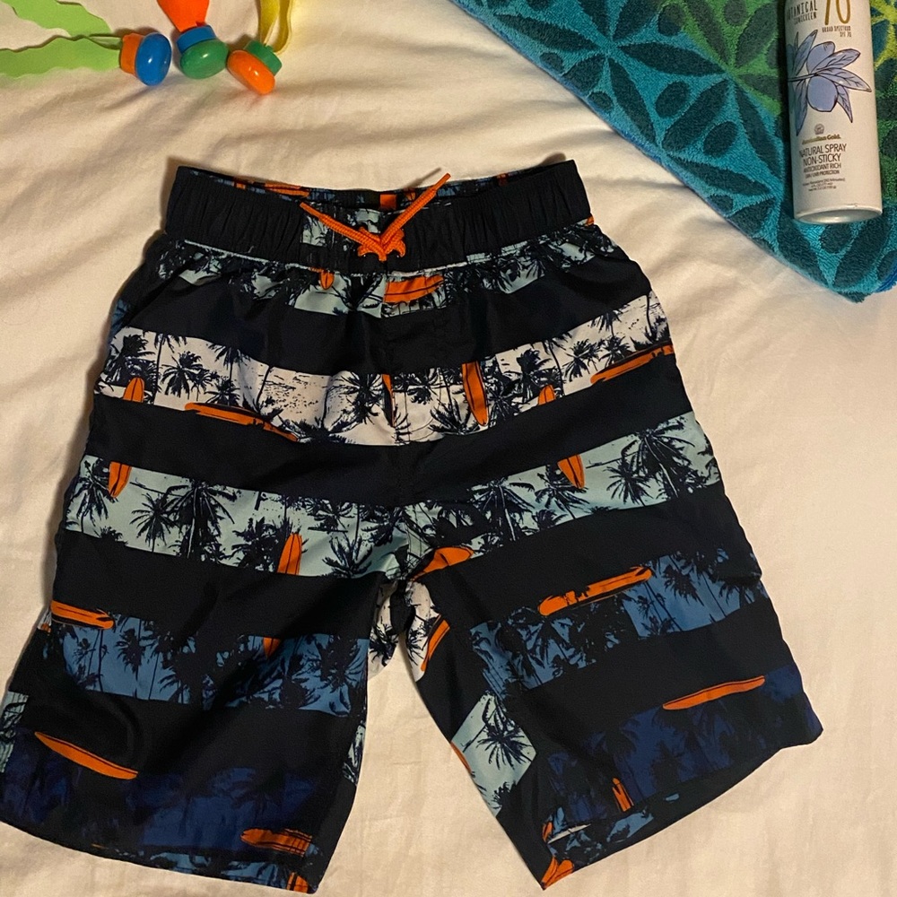 Joe Fresh Boys' Board Shorts- 2 Boys Swim/$18